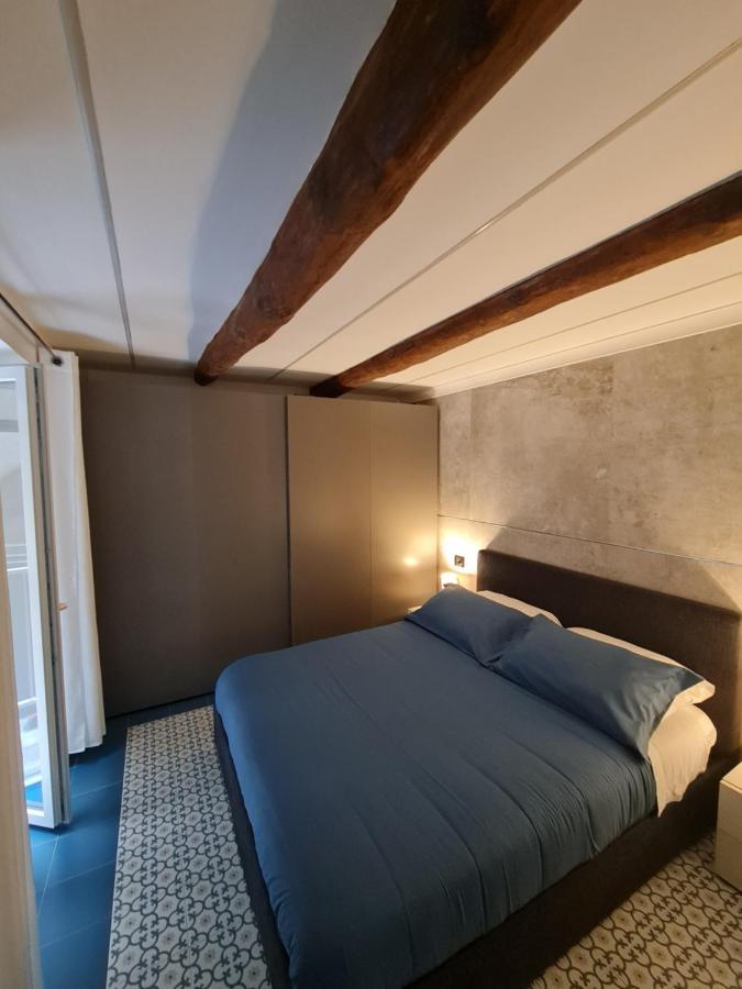 Apartment Chiaja Lux House Neapel